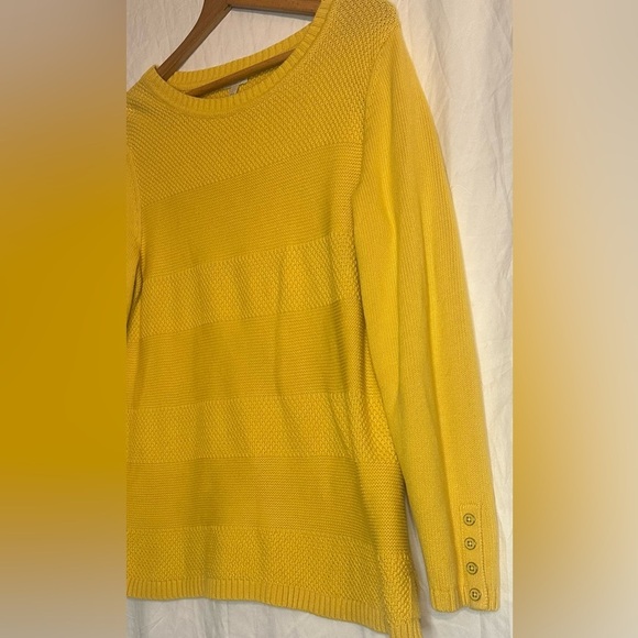 Talbots Women’s Yellow Long Sleeve Sweater size Large button detail on sleeve - Picture 2 of 12